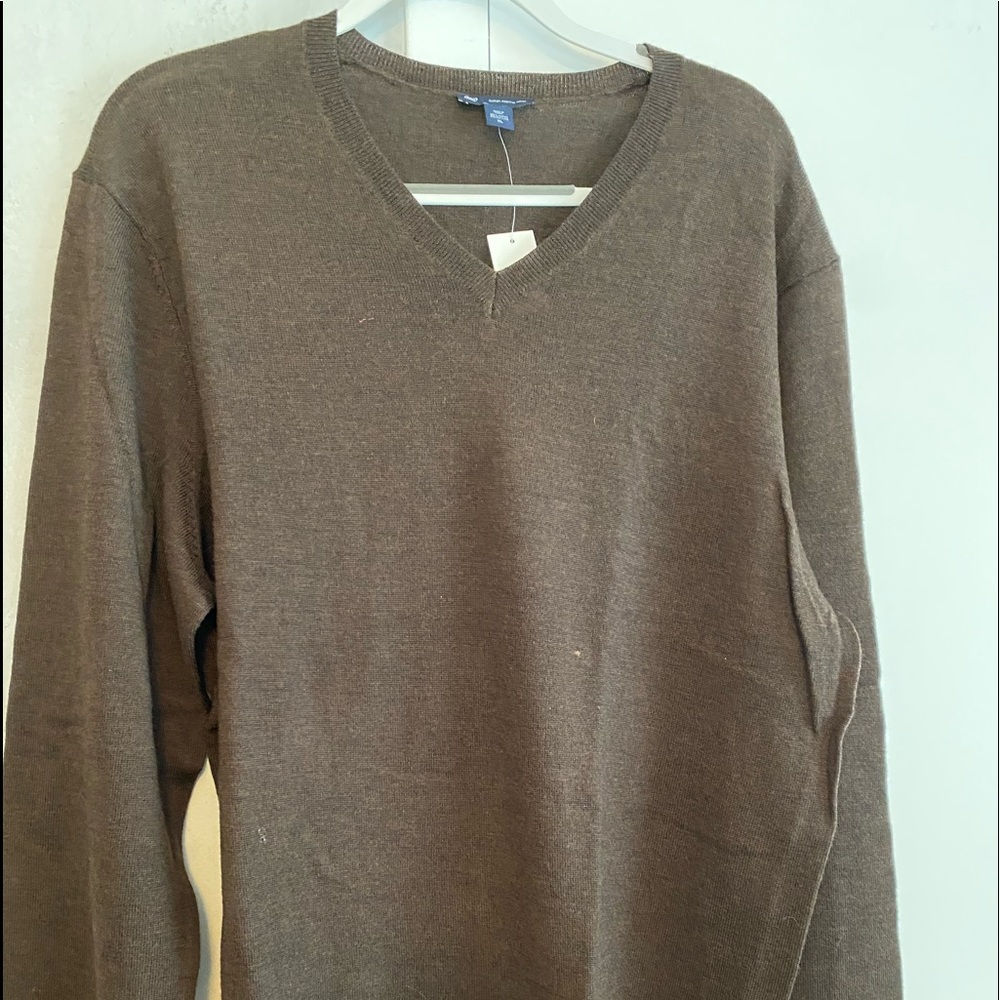 New Gap Mens Brown Wool V neck Sweater
